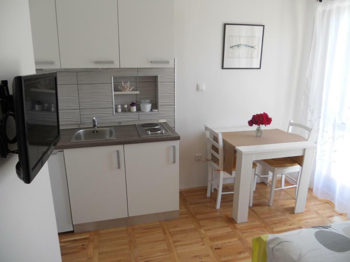 Apartments Krzelj Vodice Eksteriør billede