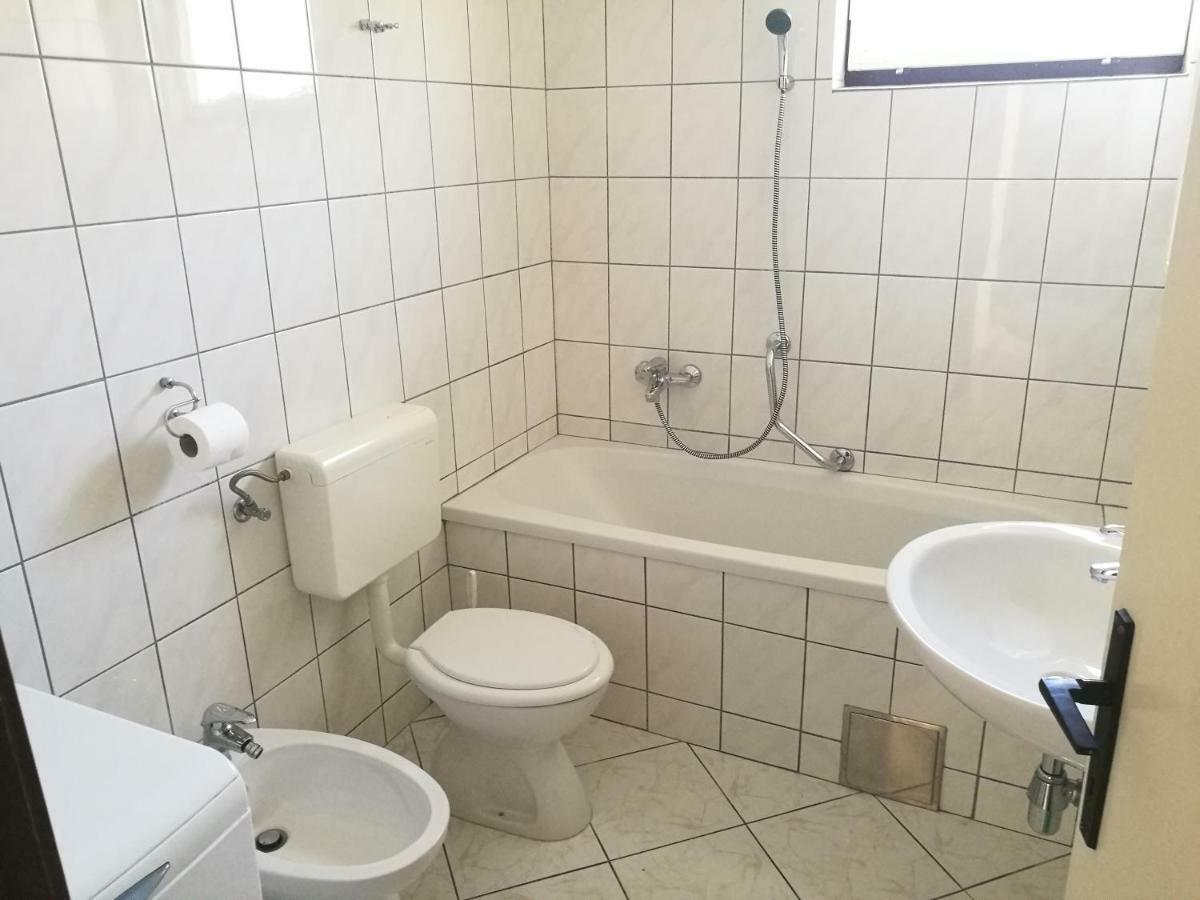 Apartments Krzelj Vodice Eksteriør billede