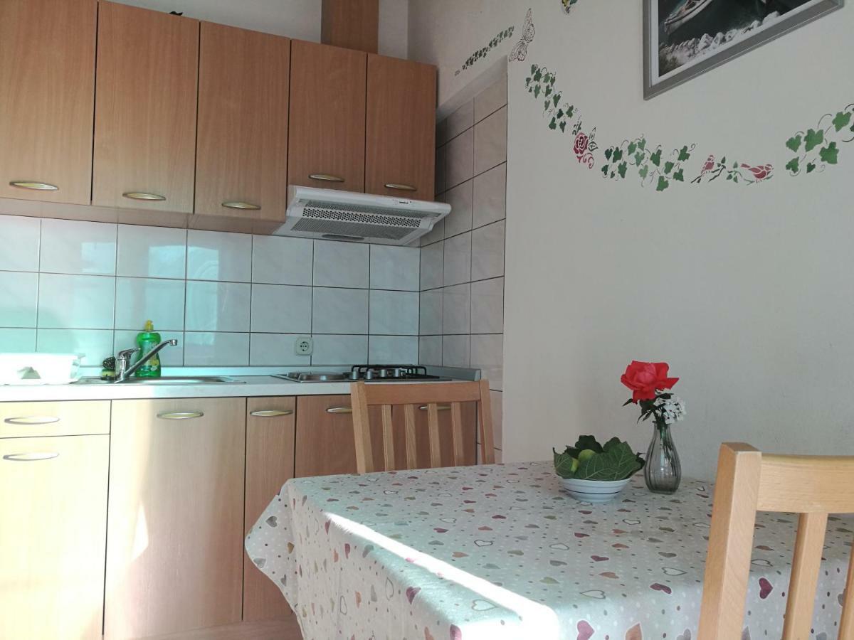 Apartments Krzelj Vodice Eksteriør billede