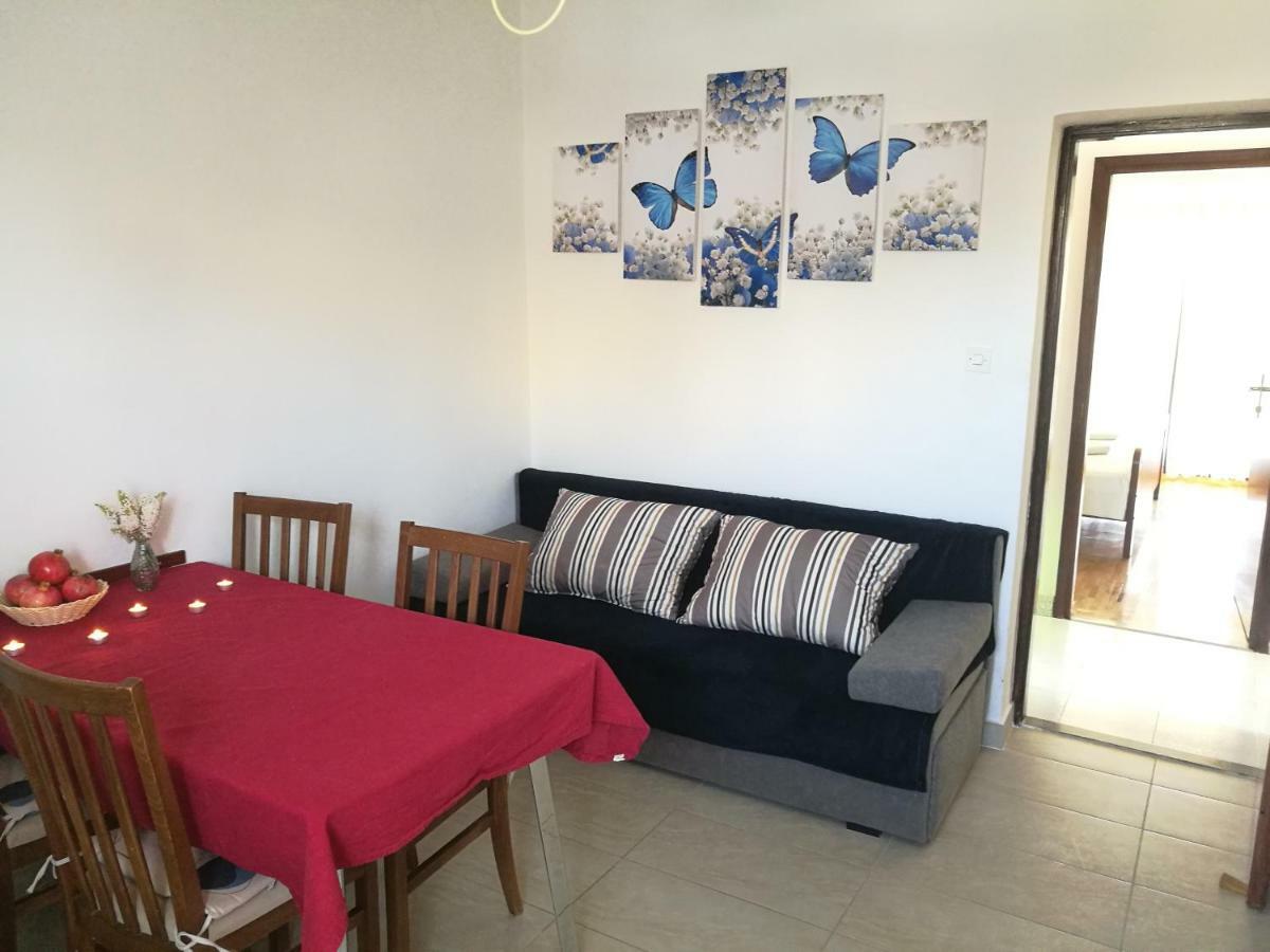 Apartments Krzelj Vodice Eksteriør billede